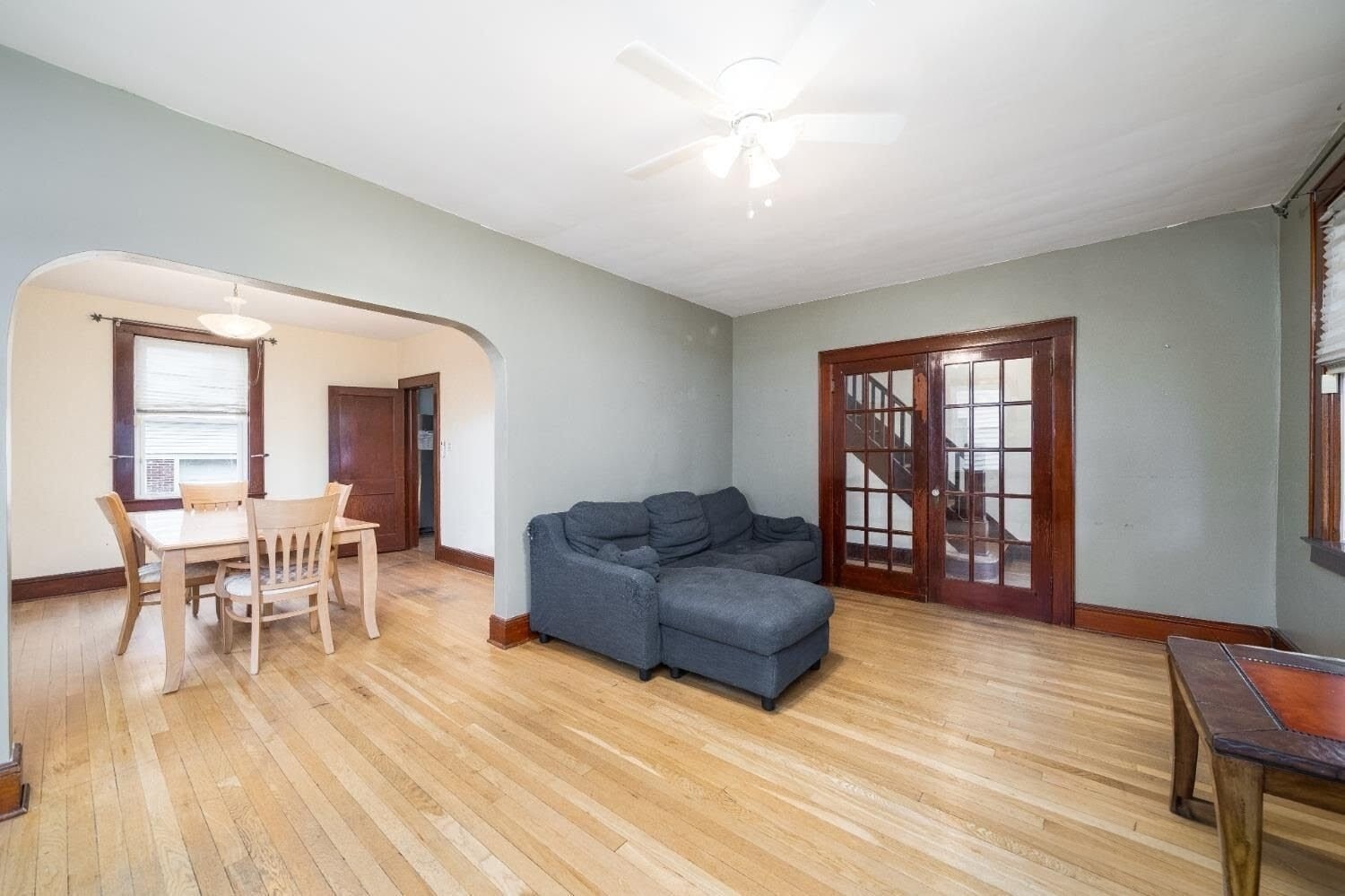 Building Photo - 351 Somerset St