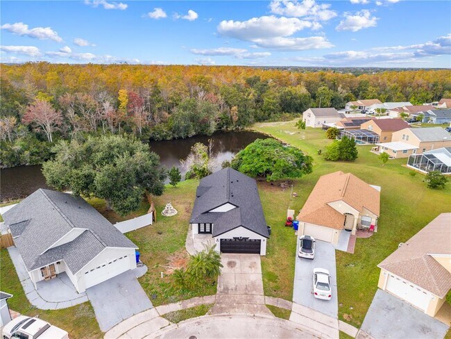 Building Photo - 2413 Sonja Ct