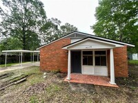 Building Photo - 3 BD/ 1 BA Home for Rent in Mobile