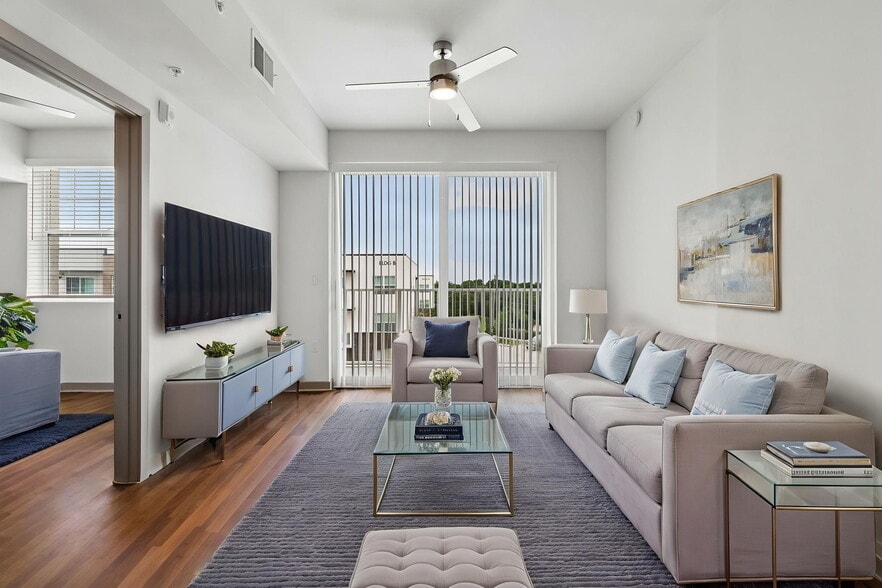 Building Photo - Remi West Dallas