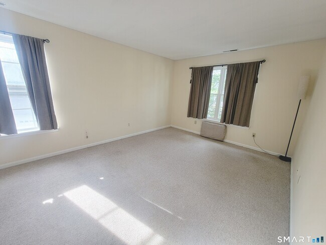 Building Photo - 59 Rockledge Loop