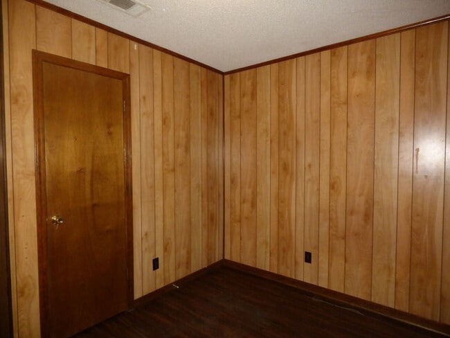 Building Photo - Quaint Home - Heart of Milton