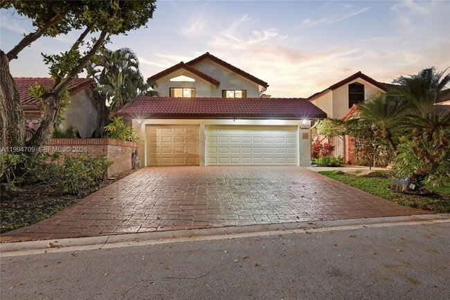 Building Photo - 21944 Town Pl Dr