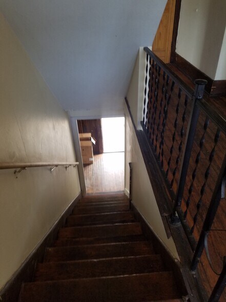 stairs to 2nd floor - 678 Spruce St