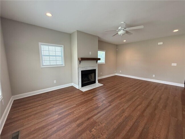 Building Photo - 519 Liberty Pk Dr