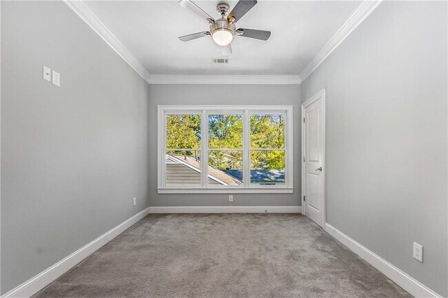 Building Photo - 207 Mellrich Ave NE
