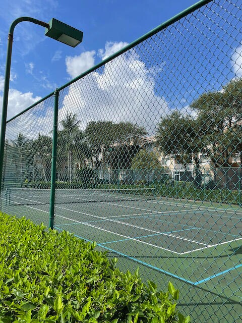 Building Photo - 266 Village Blvd