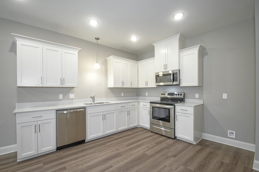 Building Photo - 19905 Grantham Rd