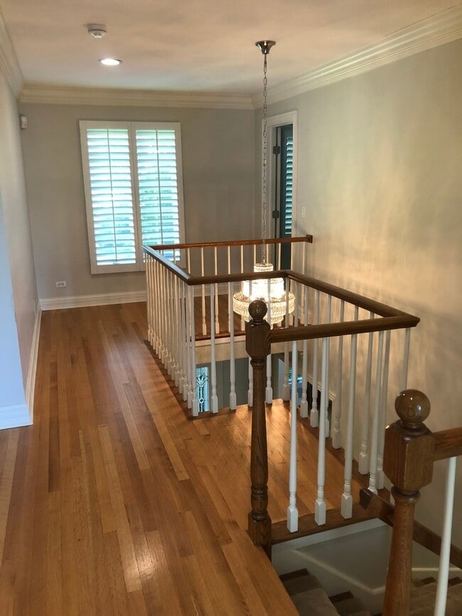 Building Photo - 1021 W Old Ml Rd