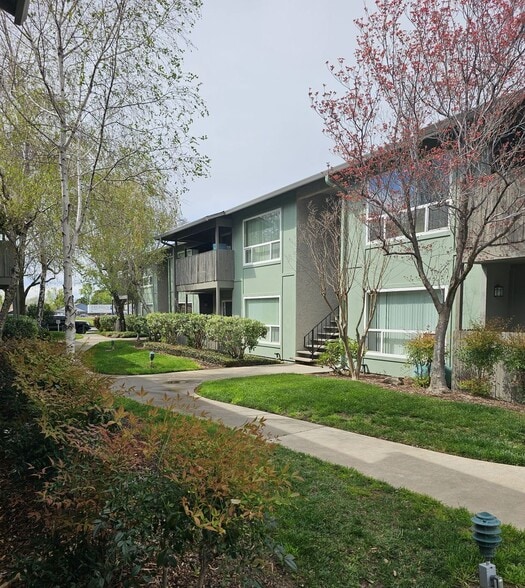 Interior Photo - Chico Meadows Apartments