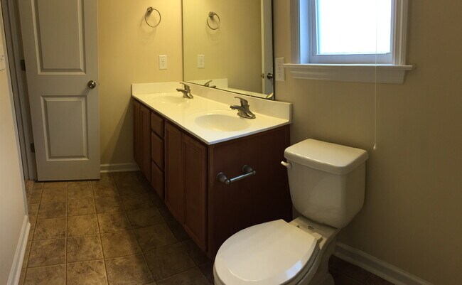 Building Photo - Lavish on Limestone!