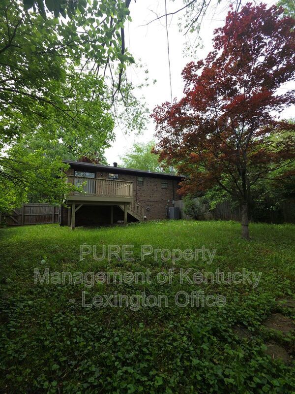 Building Photo - 3432 Warwick Ct