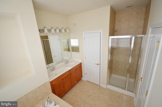 Building Photo - 22676 Verde Gate Terrace