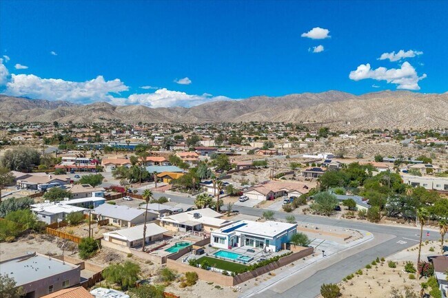 Building Photo - 11635 Upland Way