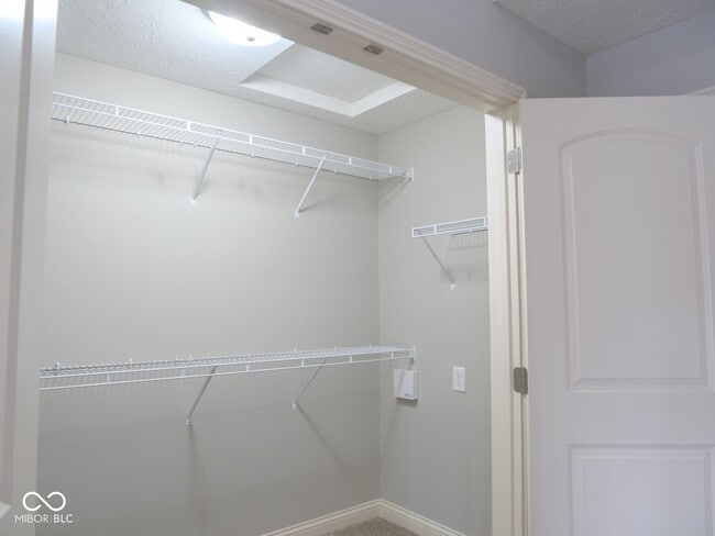 Building Photo - 434 Neuman Way