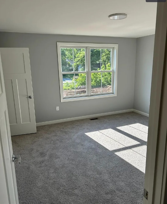 Building Photo - 120 Hart Ln