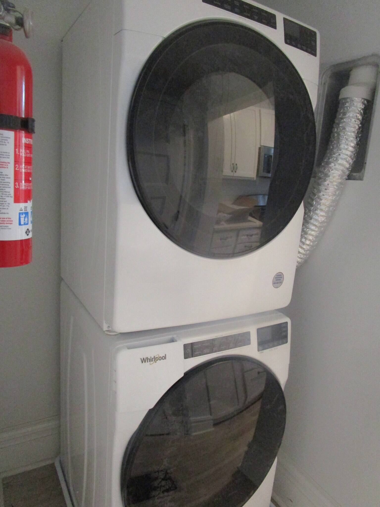 Building Photo - 5920 McPherson Ave