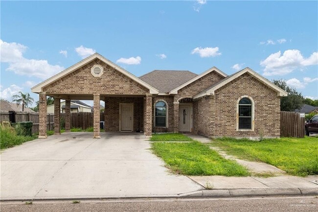 Primary Photo - 206 Caramel Dr