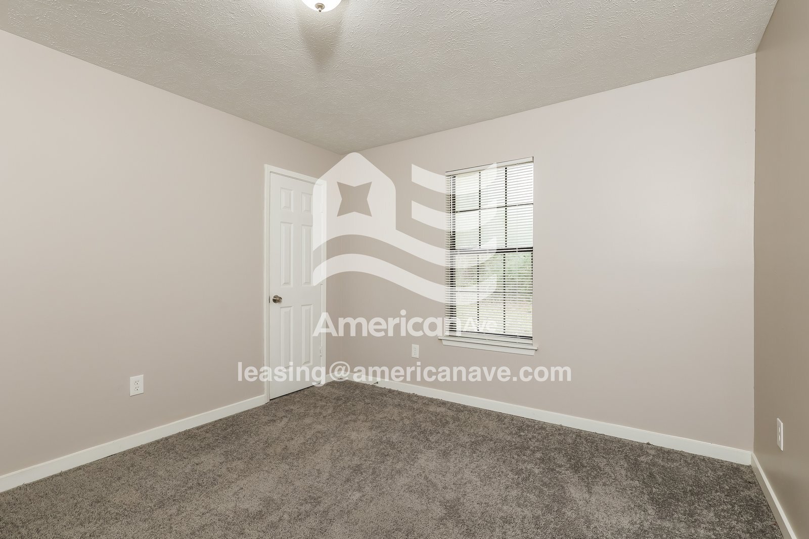Building Photo - 1472 Bass Ave