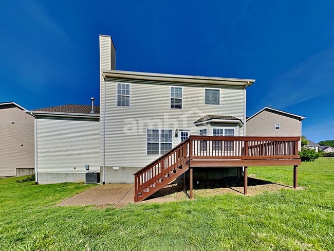 Building Photo - 104 Lance Park Cir