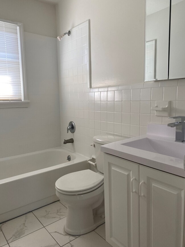 Building Photo - Brookwood Estates