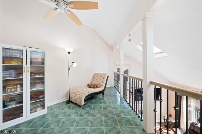 Building Photo - 4141 Bloomingdale Dr