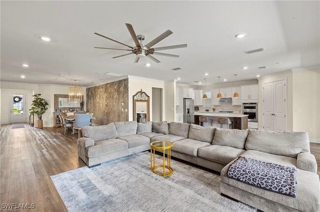 Building Photo - 16217 Bluestem Ln