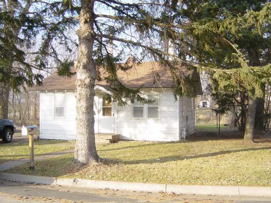 Primary Photo - Cute 2 bedroom home