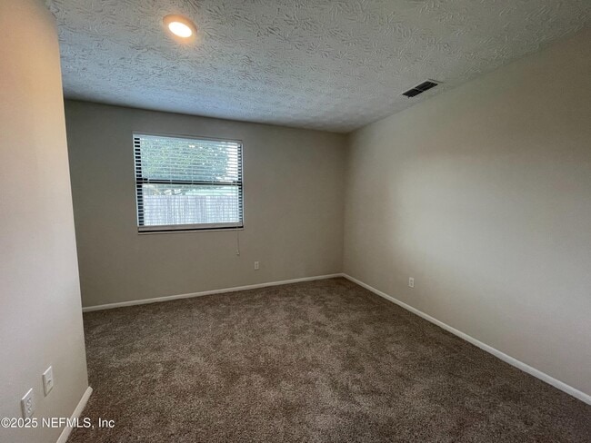Building Photo - 614 Charles Carroll St