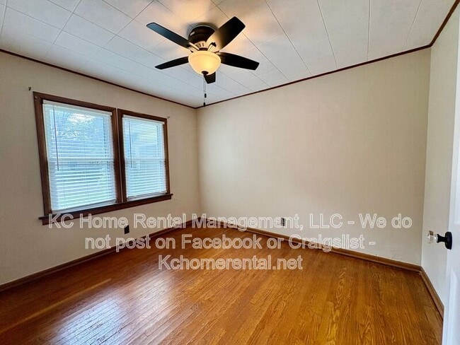 Building Photo - 7839 Robinson St