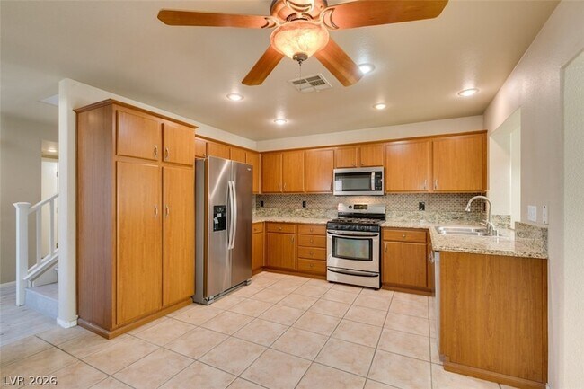 Building Photo - 936 Midpride St