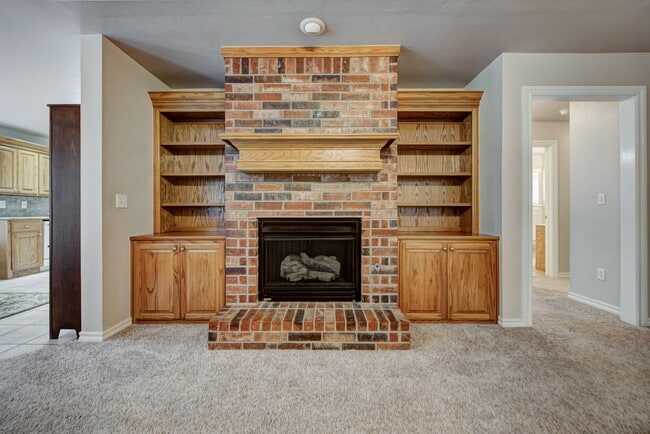 Building Photo - 4716 Stag Horn Dr