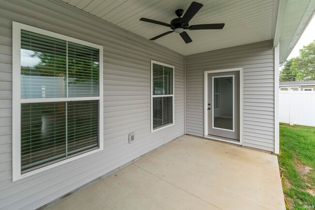 Building Photo - 2822 Brewster Dr