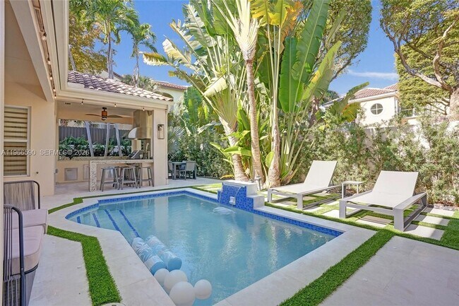 Building Photo - 20824 NE 37th Ave