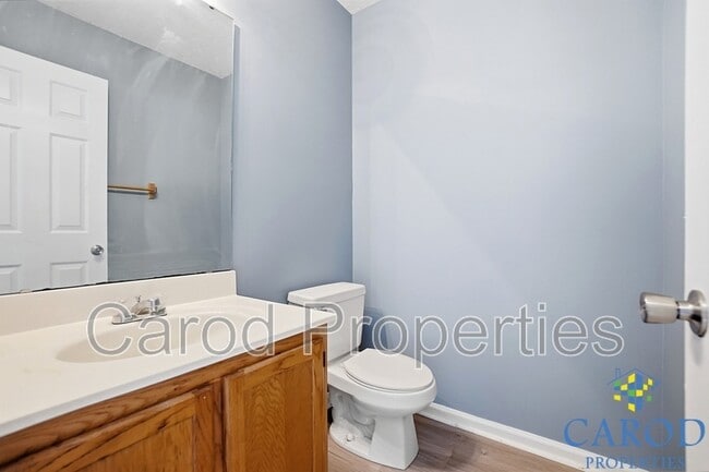 Building Photo - 2713 Daffodil Dr