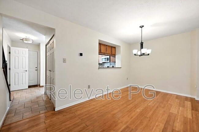 Building Photo - 7806 Balineen Ct
