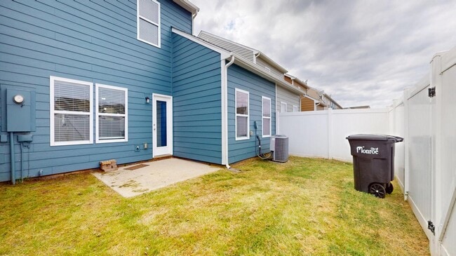 Building Photo - 2822 Hopeton Ct