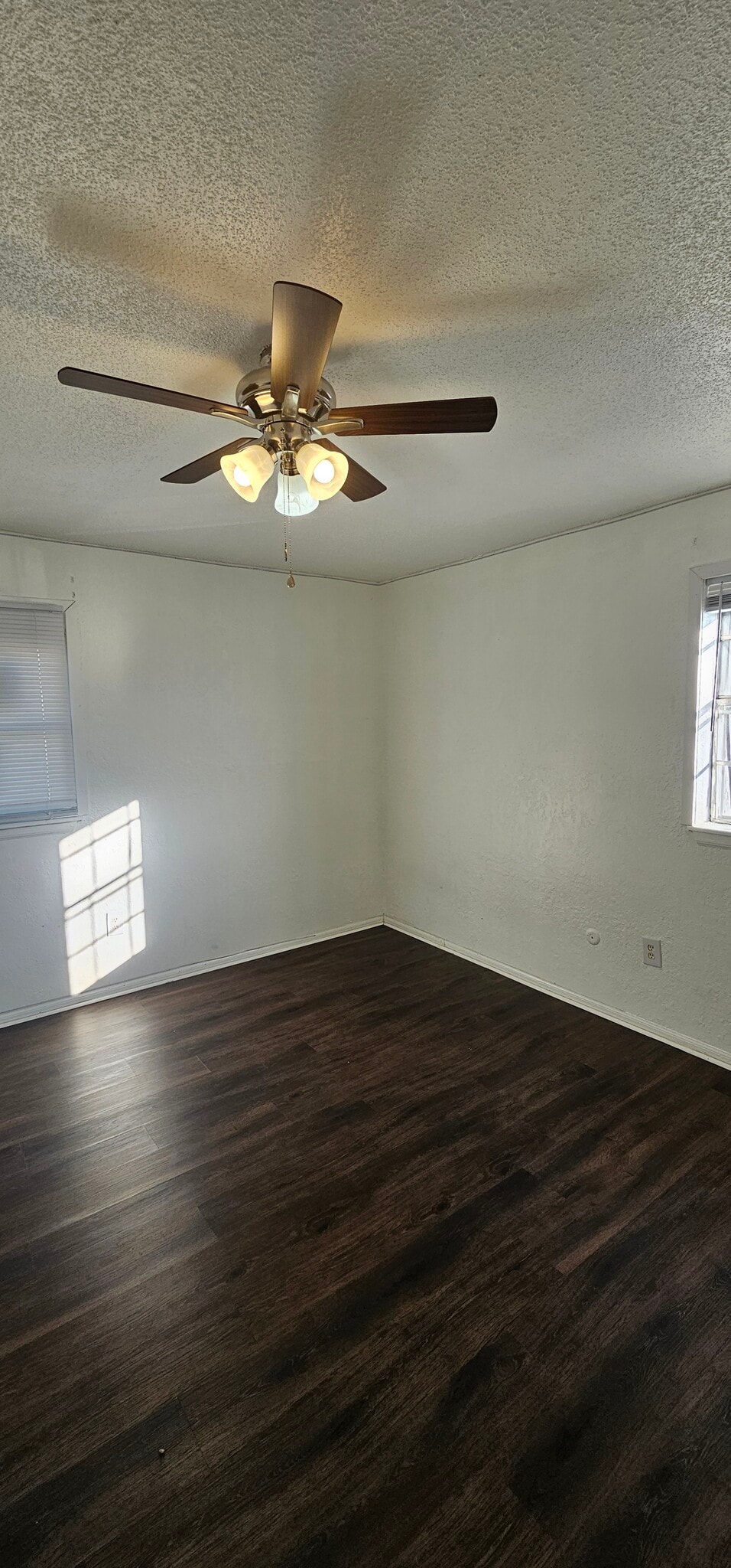 Building Photo - 711 N 70th St