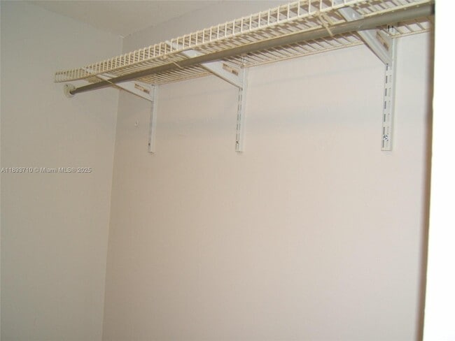 Building Photo - 9022 SW 123rd Ct