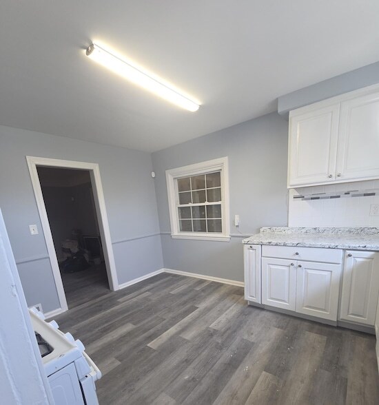 Building Photo - 12840 Kilbourne Ave