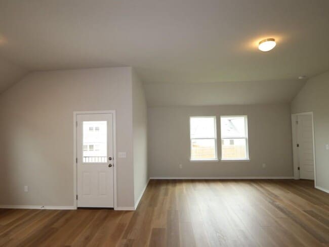 Building Photo - 11905 Dillon Fls Dr