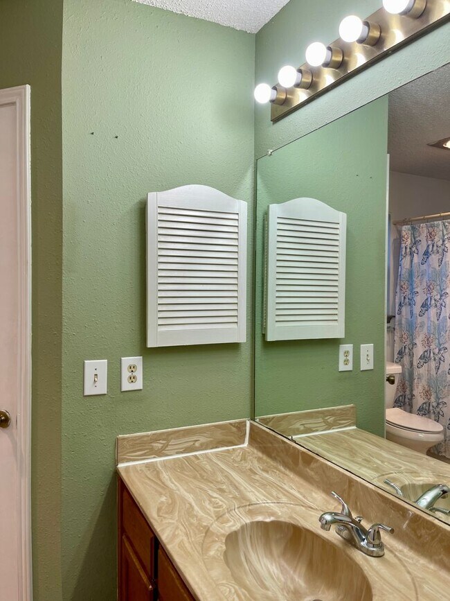 Building Photo - 5710 Timber Rain