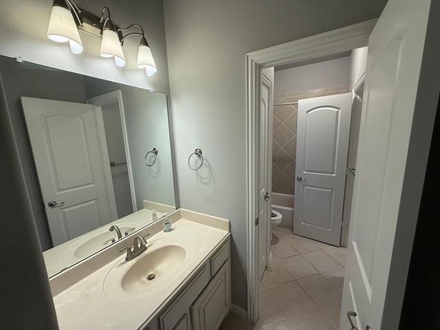 Building Photo - 1610 Singing Water Dr