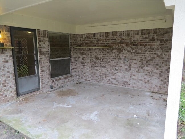 Building Photo - 2706 Lufkin Ln