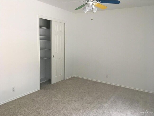 Building Photo - 3618 Wolf Dr