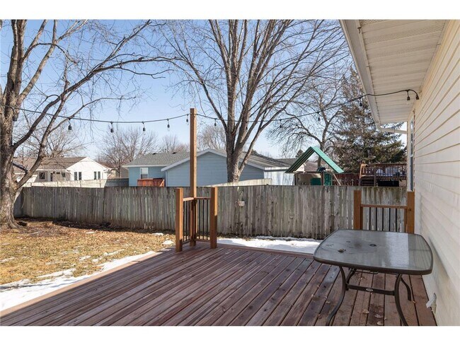 Building Photo - 2109 49th Ln NW