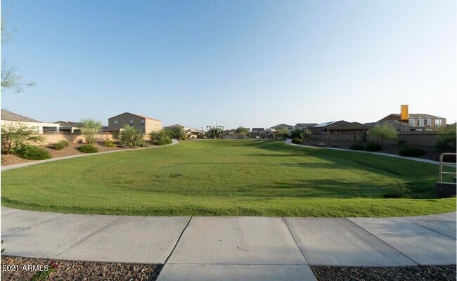 Building Photo - 7251 N 125th Dr