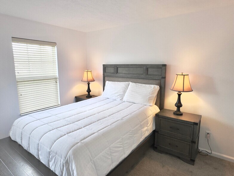 Building Photo - 662 Flintlock Ct