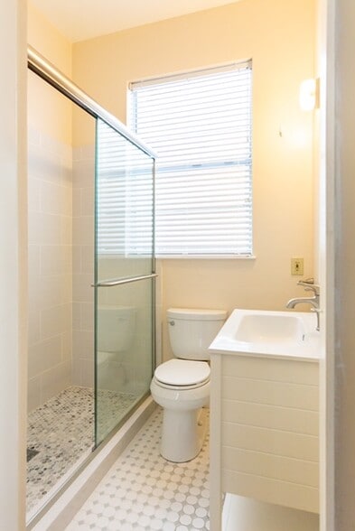 Building Photo - 89 Elgin Park