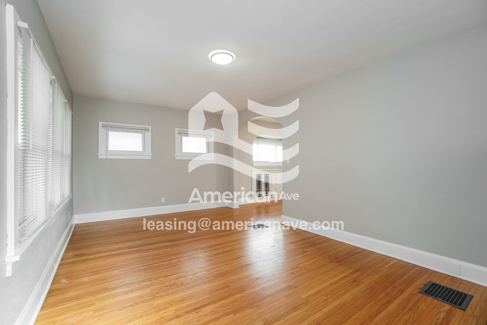 Building Photo - 737 Hampton Ave